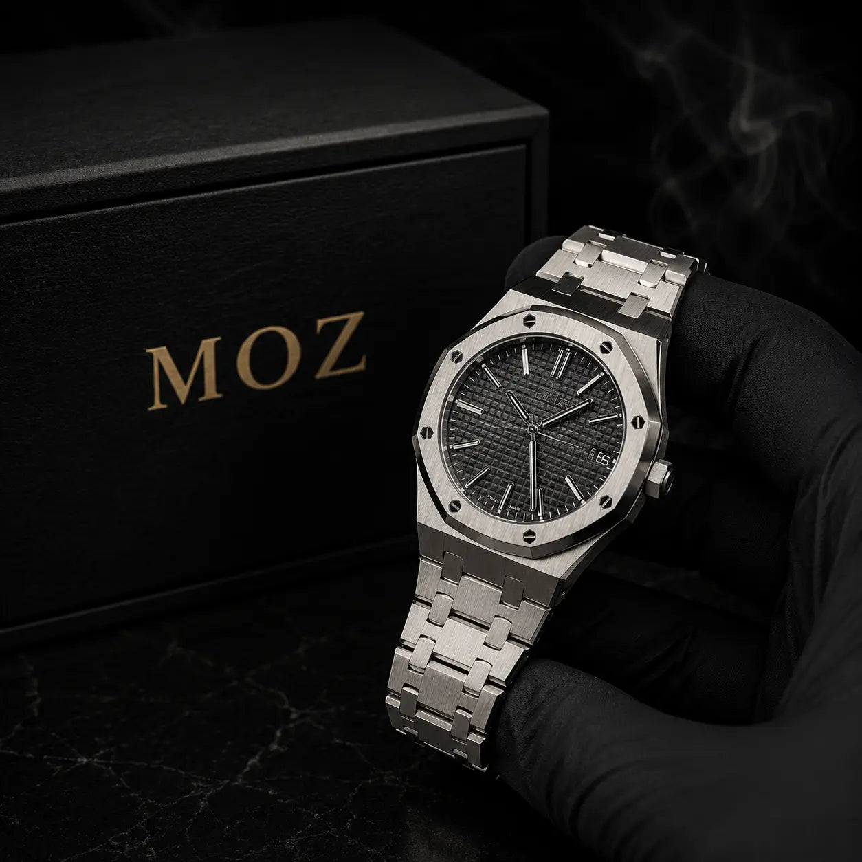 AP-Bold Noir Watch